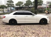 Bán Mercedes E300 AMG model 2017 đẹp gắt, phun kịch option