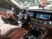 Bán Mercedes E300 AMG model 2017 đẹp gắt, phun kịch option