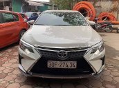 Cần bán gấp Toyota Camry 2.5 Q năm 2018, màu trắng