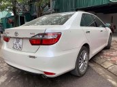 Cần bán gấp Toyota Camry 2.5 Q năm 2018, màu trắng