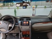 Bán Camry 2.4G 2011, màu ghi xám hàng hiếm