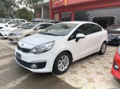 Cần bán Kia Rio năm 2016, màu trắng, nhập khẩu