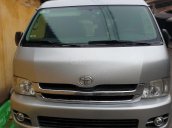 Bán xe ô tô Toyota Hiace nhập thái 2009, màu bạc số sàn máy xăng