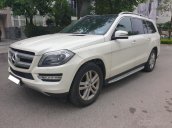 Chính chủ bán xe Mercedes GL 400 4Matic đời 2015, màu trắng, xe nhập, giá tốt, xuất hóa đơn, mua mới từ đầu