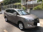 Cần bán Toyota Innova E sản xuất năm 2018, màu xám (ghi)