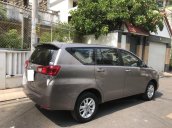 Cần bán Toyota Innova E sản xuất năm 2018, màu xám (ghi)