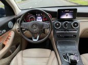 Mba Auto - bán xe Mercedes GLC300 đen/kem 2018 có Apple Carplay - trả trước 750 triệu nhận xe ngay