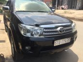 Bán xe nhà Toyota Fortuner 2009, màu đen, máy xăng