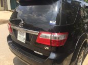 Bán xe nhà Toyota Fortuner 2009, màu đen, máy xăng