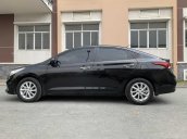 Cần bán xe Hyundai Accent bản 1.4AT, sản xuất 2018, màu đen xe gia đình giá chỉ 490 triệu đồng