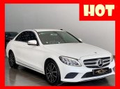 MBA Auto - bán xe Mercedes C200 trắng/đen, đời 2019 siêu lướt - trả trước 380 triệu nhận xe ngay