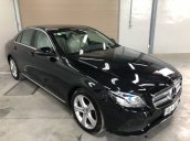 Bán Mercedes E250 đời 2019, màu đen, nhập khẩu