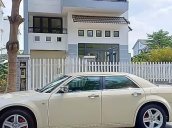 Bán ô tô Chrysler 300C đời 2009, màu kem (be), nhập khẩu nguyên chiếc giá cạnh tranh