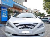 Bán Hyundai Sonata 2.0 AT sản xuất 2012, màu trắng, nhập khẩu nguyên chiếc