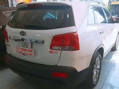 Cần bán xe cũ Kia Sorento 2.0 MT 2013, màu trắng