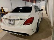 MBA Auto - bán xe Mercedes C300 AMG trắng/đỏ đời 2017 - trả trước 600 triệu nhận xe luôn