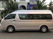 Cần bán Toyota Hiace 3.0 năm 2019, màu bạc, xe nhập