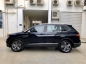 Bán Volkswagen Tiguan Highline 2019 2.0TSI, giảm tiền mặt, tặng gói phụ kiện, vay bank 90%. LH Mr Lộc 0909.171.299