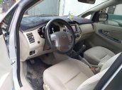 Cần bán gấp Toyota Innova E năm 2015, màu bạc, 498 triệu