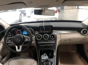 Mercedes-Benz C200 2019 cũ, đen-nội thất kem, chính hãng