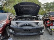 Cần bán xe Toyota Fortuner 2016, màu đen, giá 633tr