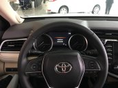 [Toyota An Sương] Bán Toyota Camry 2.5Q nhập khẩu, xe có sẵn giao ngay, số lượng có hạn