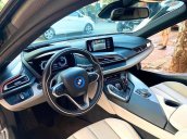 Bán BMW i8 sản xuất 2015 model 2017, màu trắng, nhập khẩu nguyên chiếc