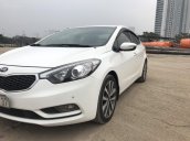 Cần bán gấp Kia K3 2.0 năm 2015, màu trắng số tự động