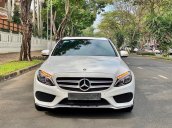 MBA Auto - Bán xe Mercedes C300 AMG trắng/đỏ đời 2017 siêu đẹp - Trả trước 600 triệu nhận xe ngay