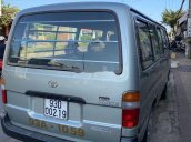 Cần bán xe cũ Toyota Hiace đời 2004, giá 160tr