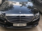 Cần bán xe Mercedes 2016, màu đen