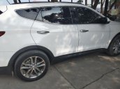 Bán Hyundai Santa Fe sản xuất năm 2016, màu trắng chính chủ giá cạnh tranh