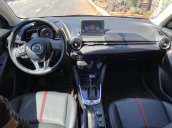 Xe Mazda 2 năm 2016, màu vàng, giá tốt