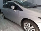 Xe Honda Civic đời 2015, màu bạc giá cạnh tranh