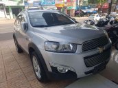 Cần bán lại xe Chevrolet Captiva đời 2013, màu bạc số sàn