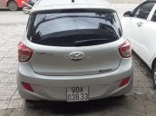 Cần bán Hyundai Grand i10 năm 2016 bản đủ, màu bạc, xe gia đình đi