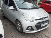 Cần bán Hyundai Grand i10 năm 2016 bản đủ, màu bạc, xe gia đình đi