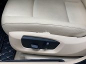 Cần bán BMW 5 Series 520i đời 2015, màu trắng, nhập khẩu