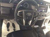 Bán ô tô Toyota Innova E 2.0MT năm sản xuất 2019, màu xám số sàn