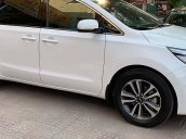 Bán Kia Sedona năm sản xuất 2016, màu trắng, giá tốt