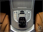 Bán Mercedes-Benz C300 AMG - model 2020 - hỗ trợ bank 80% - khuyến mãi đặc biệt trong tháng 