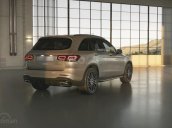 Bán nhanh chiếc xe hạng sang Mercedes-Benz GLC 300 AMG, sản xuất 2019, màu xám, giá cạnh tranh