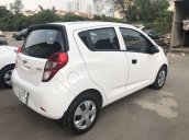 Bán xe Chevrolet Spark 2018, màu trắng số sàn giá cạnh tranh