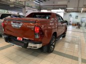 Bán Toyota Hilux 2.8 4x4 AT sản xuất năm 2019, nhập khẩu