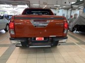 Bán Toyota Hilux 2.8 4x4 AT sản xuất năm 2019, nhập khẩu