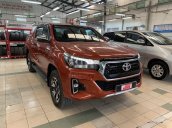 Bán Toyota Hilux 2.8 4x4 AT sản xuất năm 2019, nhập khẩu