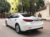 Cần bán xe Mazda 6 2.0 AT đời 2015, màu trắng