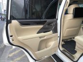 Cần bán Lexus LX570 đời 2016 còn mới