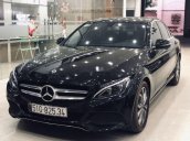 Bán Mercedes C200 2018, xe gia đình