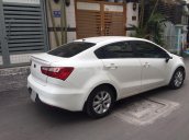 Bán Kia Rio đời 2017, màu trắng, xe nhập, số sàn